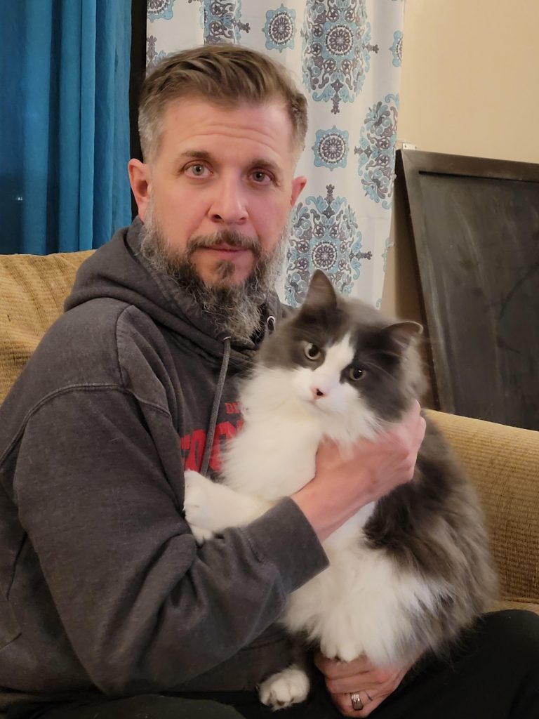 How to Handle Being Allergic to Long Haired Cats